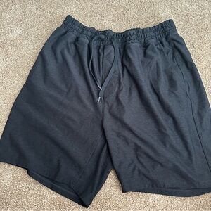 Men’s outdoor voices black shorts